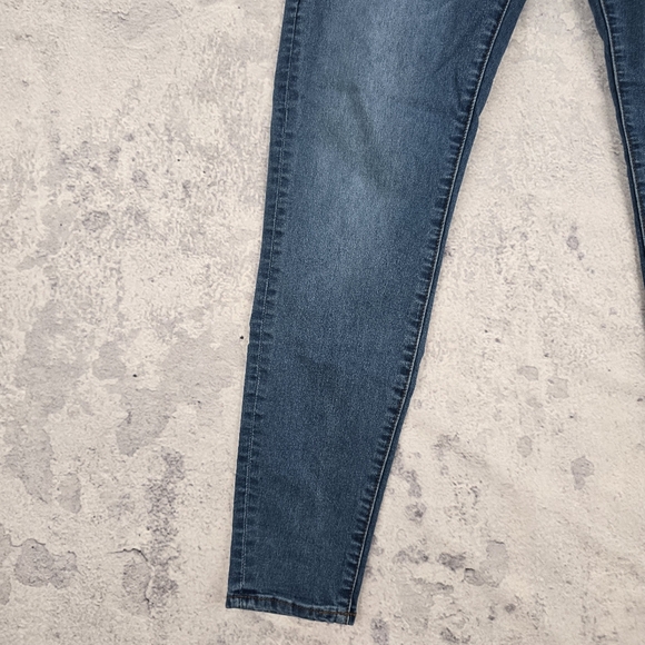 Simple Society Blue Denim Jeans - Picture 10 of 10